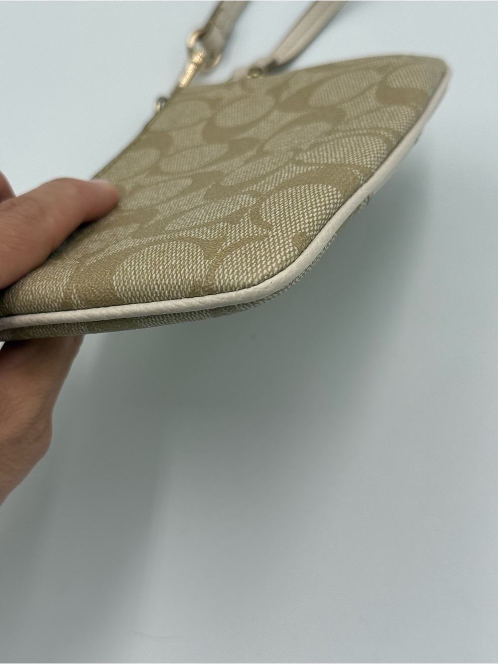 Coach monogram legacy stripe wristlet - Picture 5 of 6
